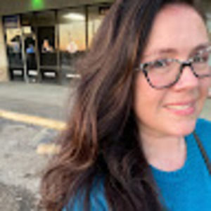 Meet your Posher, Roxanne